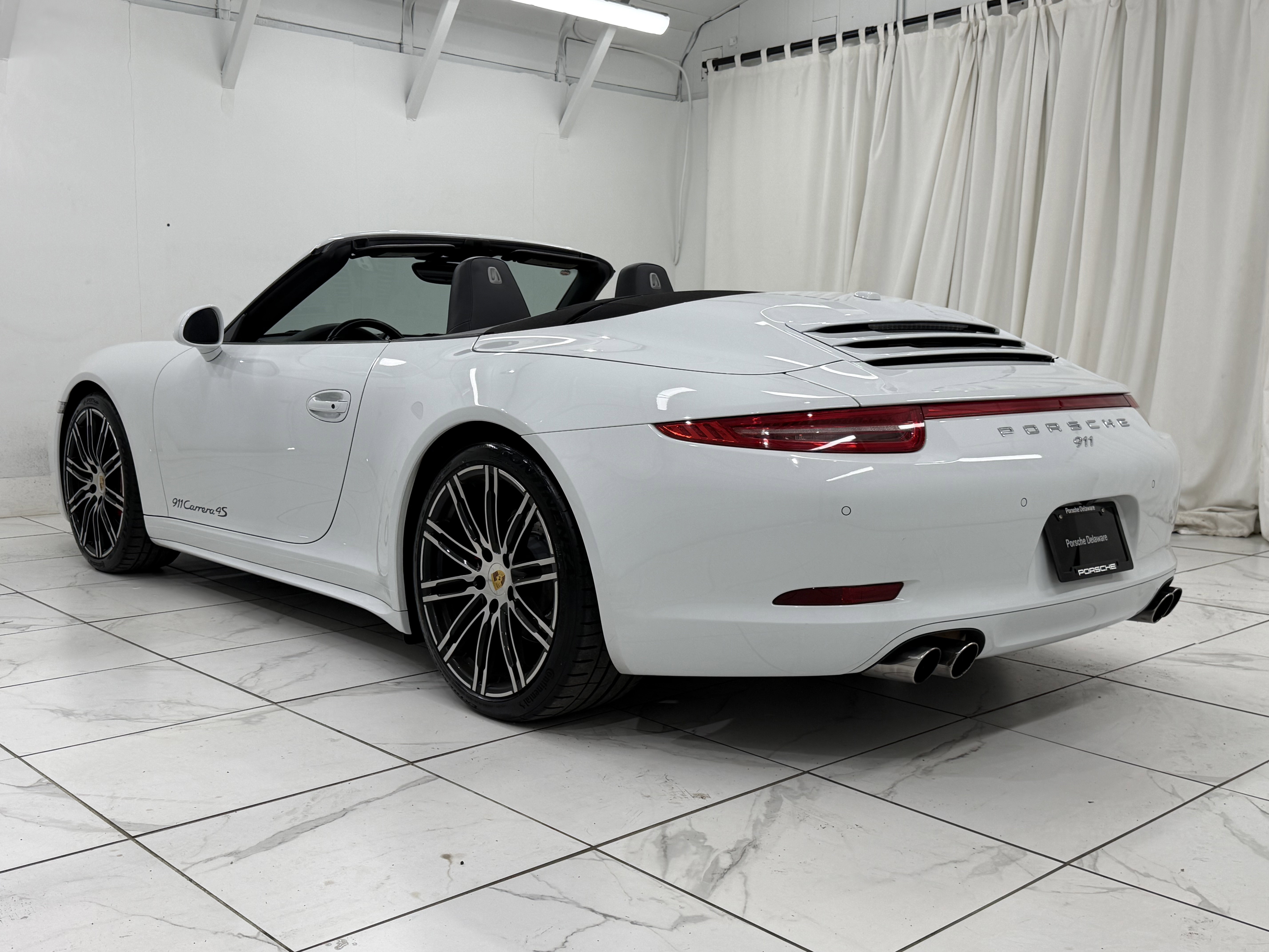 Certified 2016 Porsche 911 Carrera 4S AWD/4WD image 3