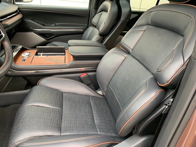 New 2027 Lincoln Navigator Black Label AWD/4WD image 15