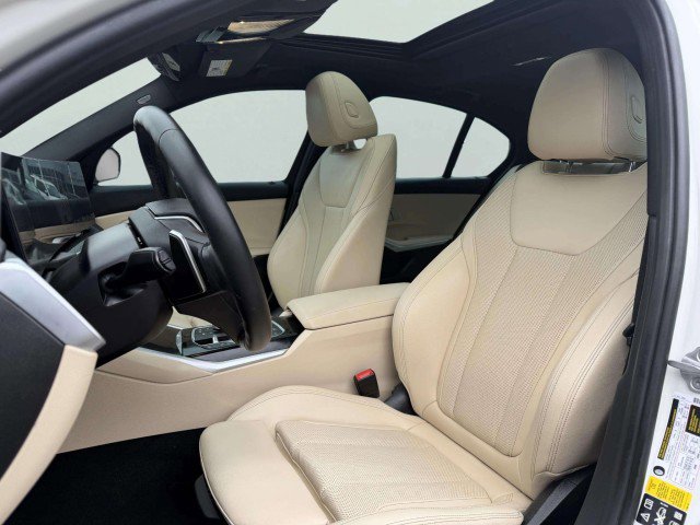 Used 2023 BMW 330i xDrive Sedan w/ Driving Assistance Package image 18