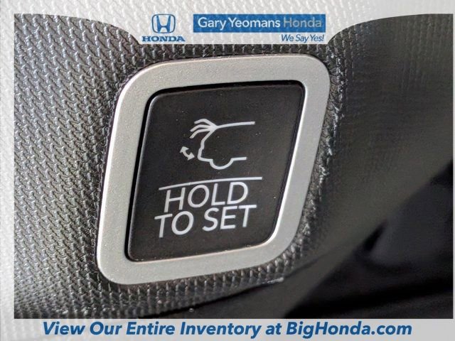 Used 2023 Jeep Grand Cherokee Overland w/ Luxury Tech Group IV image 20