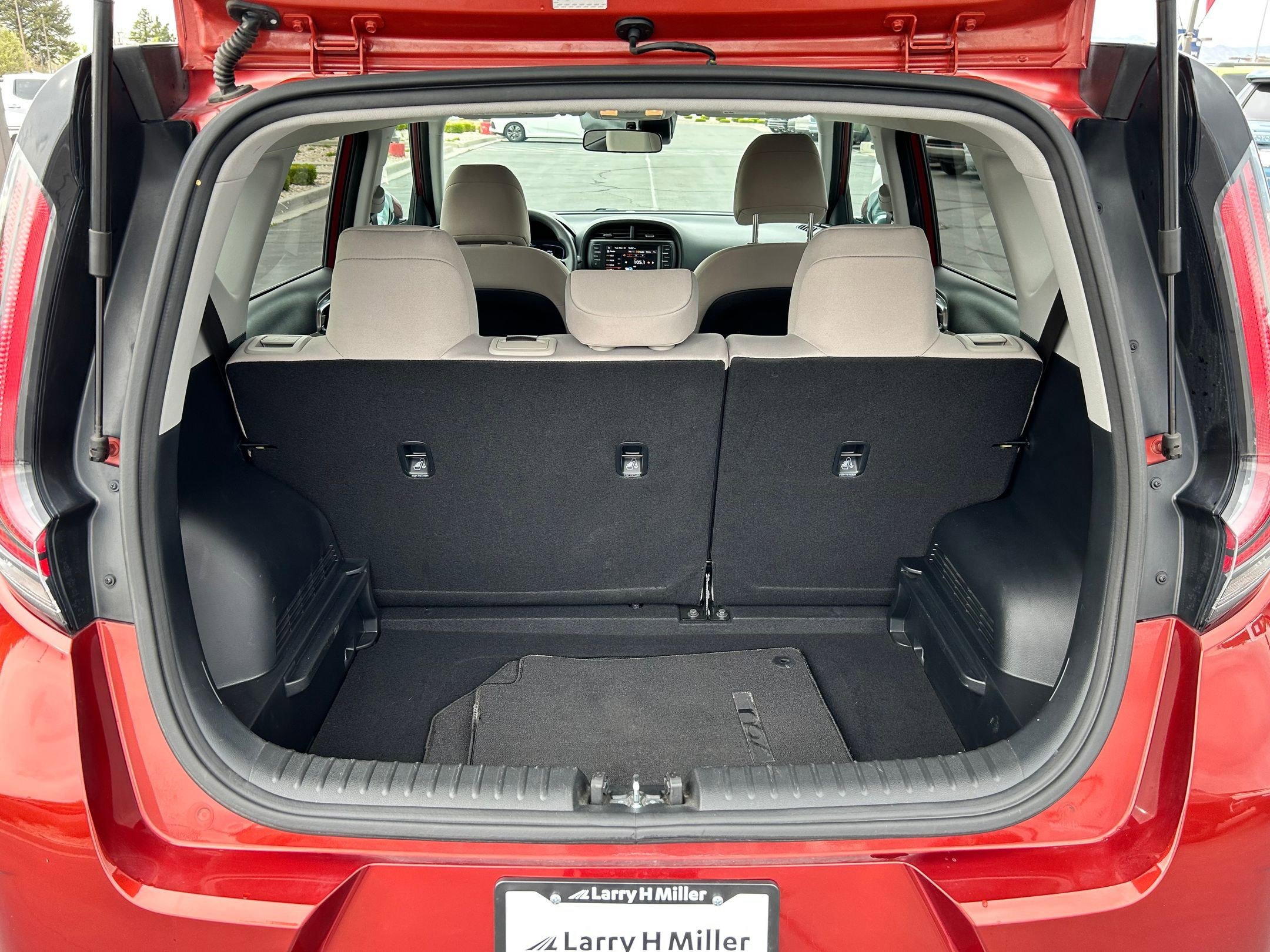 Used 2023 Kia Soul LX FWD image 25