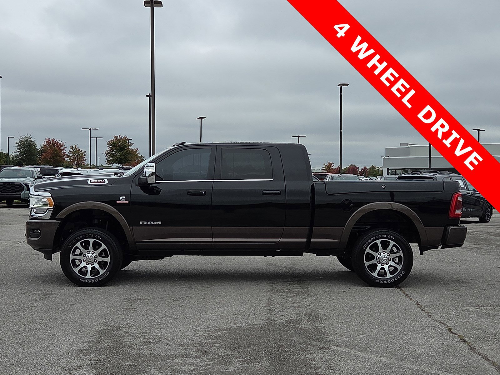Used 2024 RAM 2500 Limited image 3