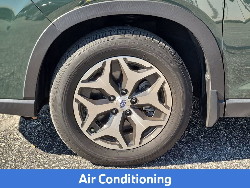 Used 2023 Subaru Forester Premium AWD/4WD image 13
