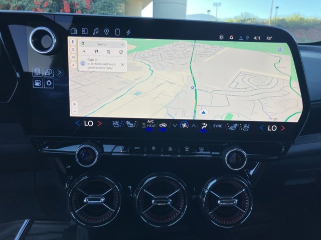 Used 2024 Chevrolet Blazer EV RS image 17