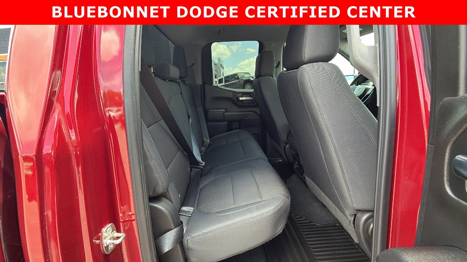 Used 2019 Chevrolet Silverado 1500 Custom Trail Boss w/ Custom Convenience Package AWD/4WD image 18