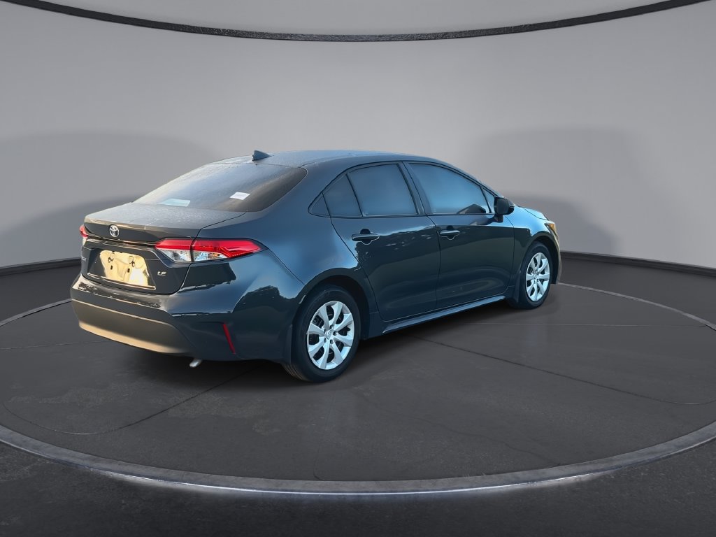 Used 2025 Toyota Corolla LE FWD image 8