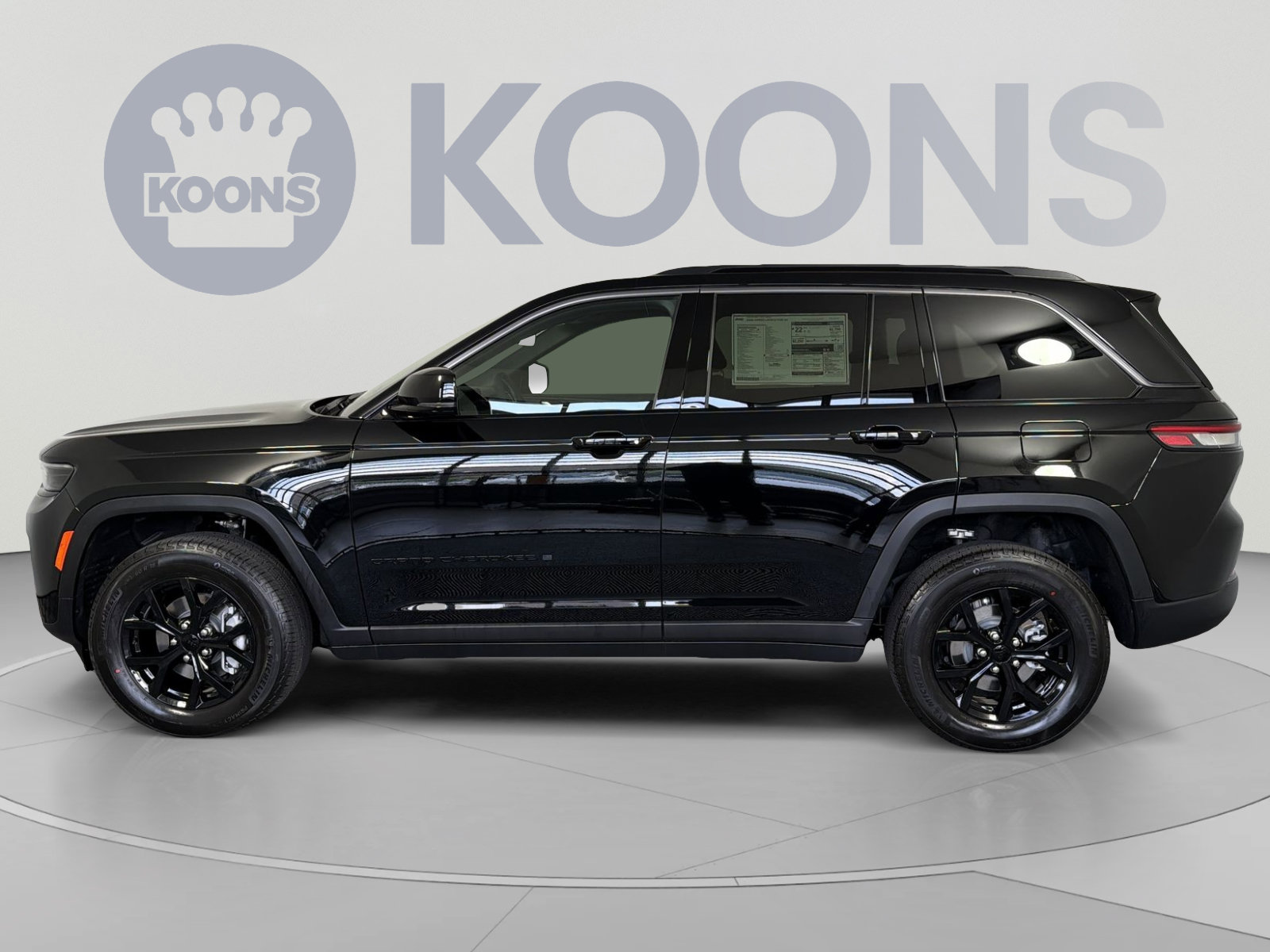 New 2026 Jeep Grand Cherokee Altitude AWD/4WD image 2