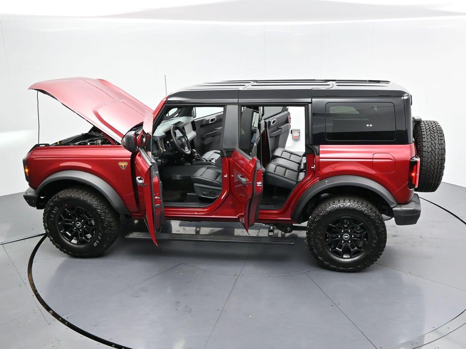 Used 2026 Ford Bronco Badlands AWD/4WD image 40