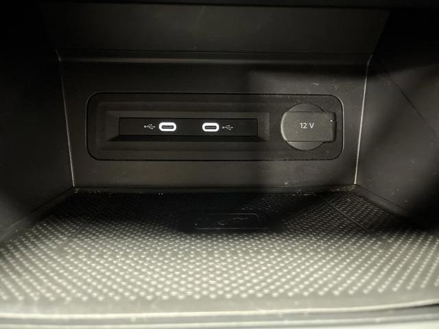 Used 2021 Volkswagen Atlas SE image 22