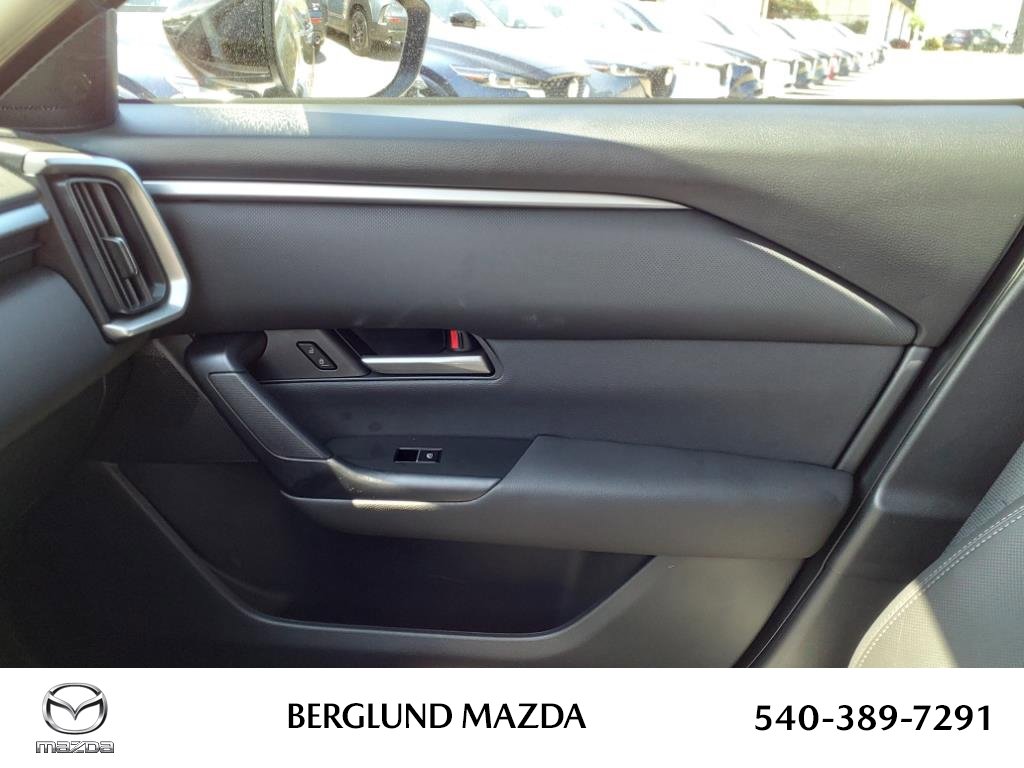Used 2025 MAZDA CX-50 AWD 2.5 S w/ Cargo Package image 18