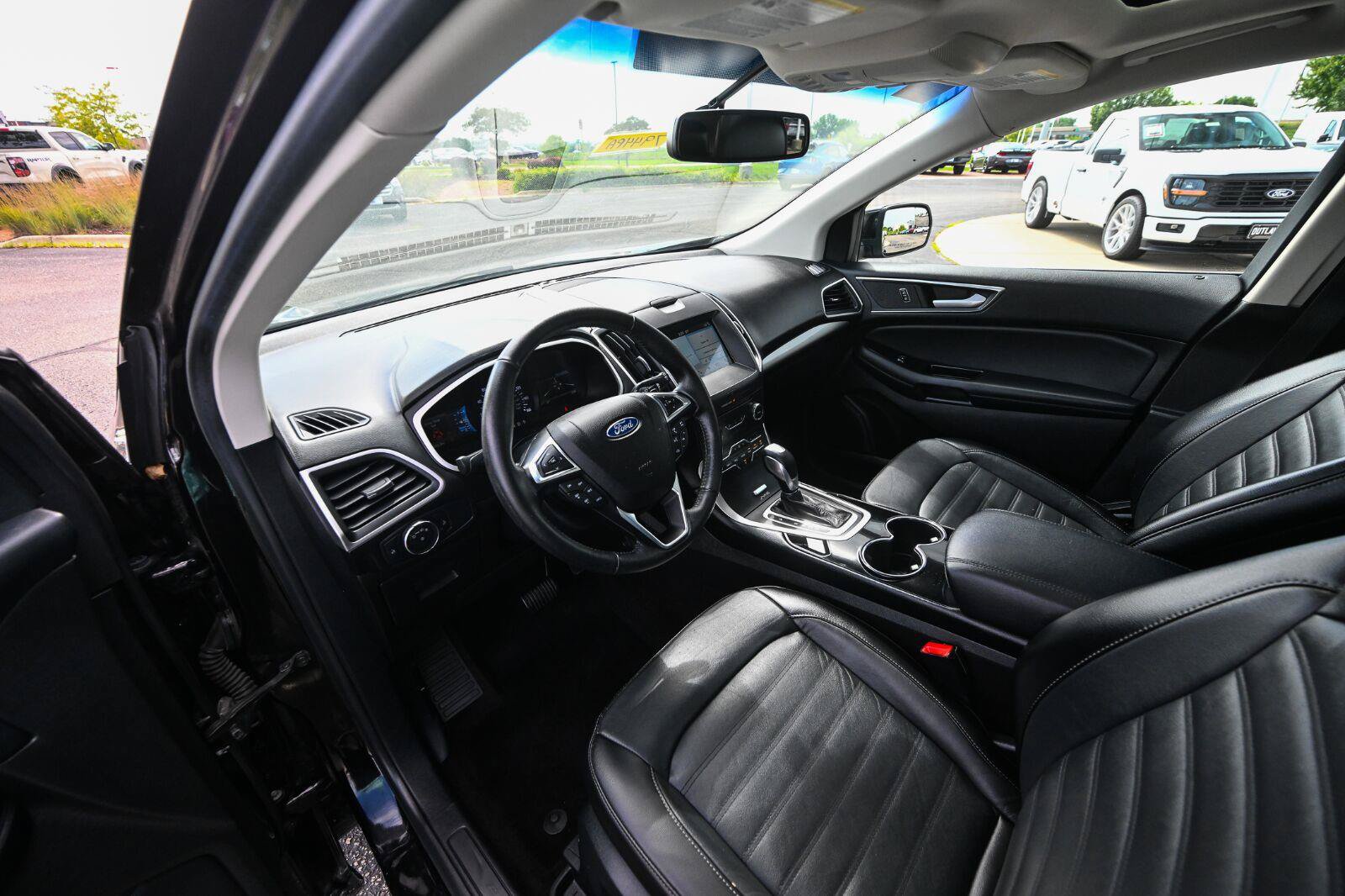 Used 2017 Ford Edge SEL w/ Canadian Touring Package AWD/4WD image 18