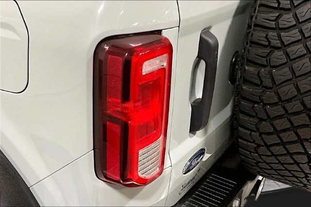 Used 2021 Ford Bronco Black Diamond w/ Sasquatch Package AWD/4WD image 22