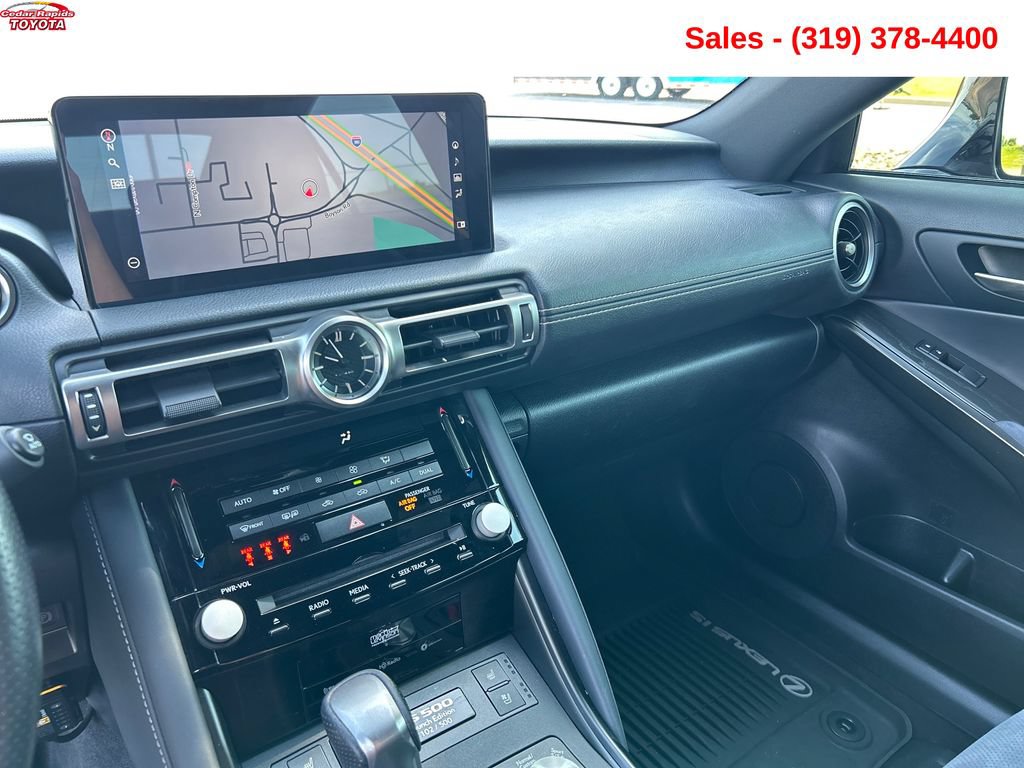 Used 2022 Lexus IS 500 RWD image 15