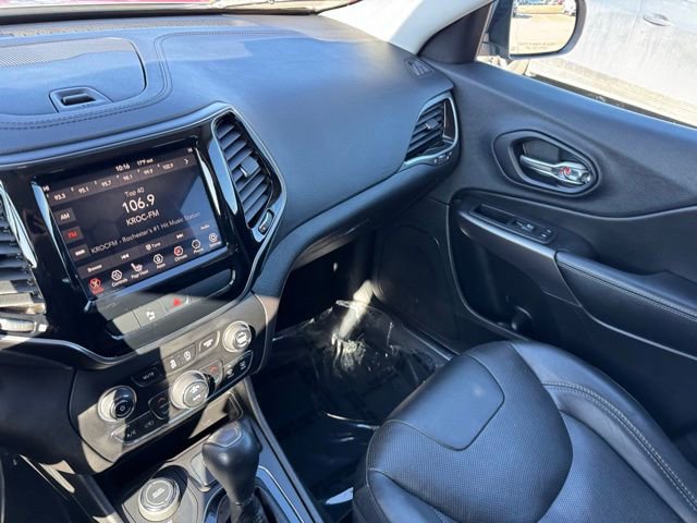 Used 2019 Jeep Cherokee Limited image 21