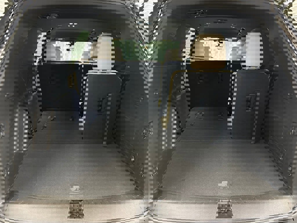 Certified 2023 Chevrolet Traverse LS image 22