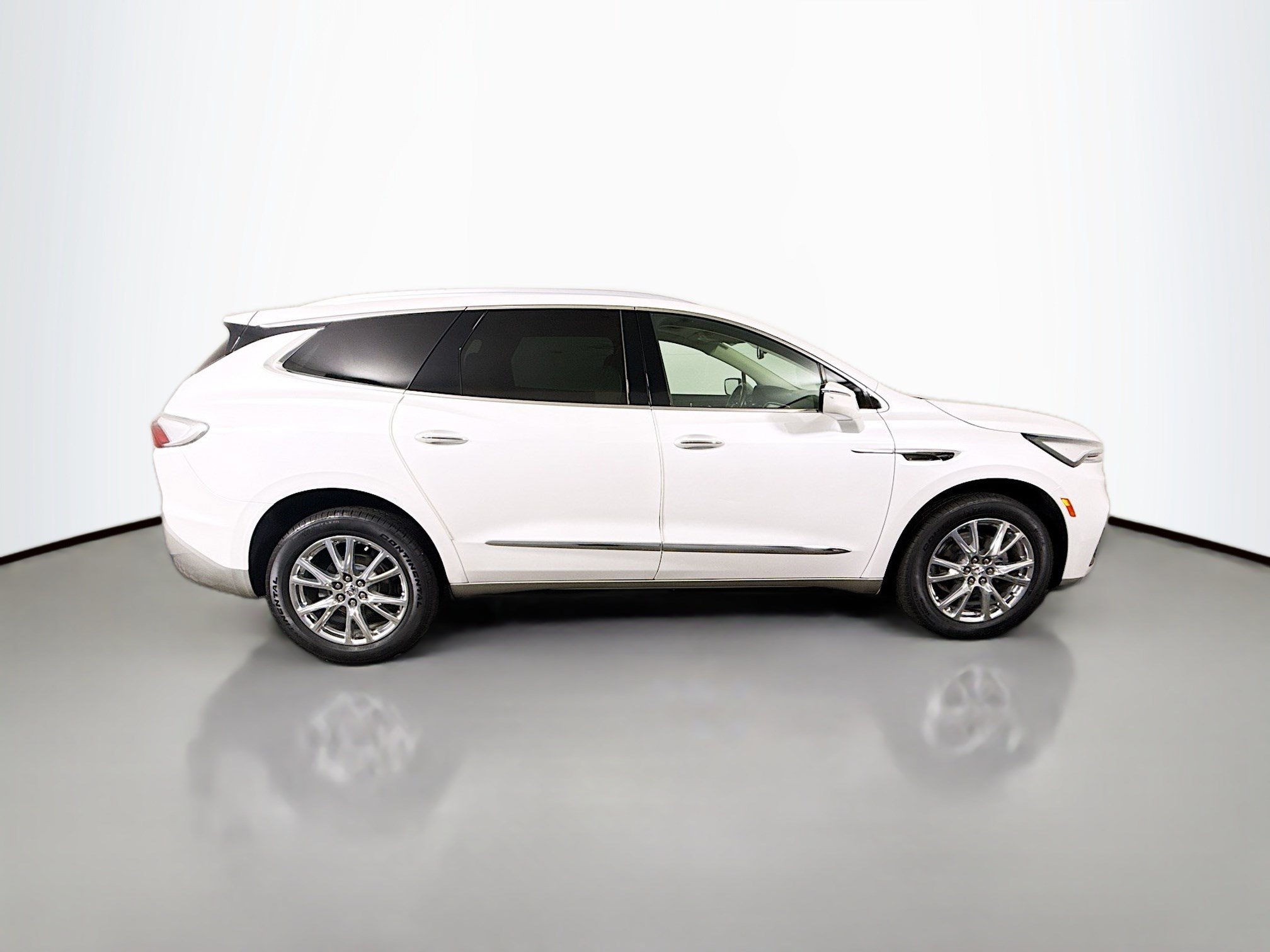 Used 2023 Buick Enclave Essence w/ Experience Buick Package FWD image 11