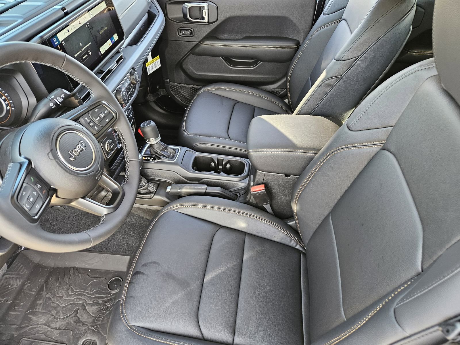 New 2026 Jeep Gladiator Sport AWD/4WD image 16