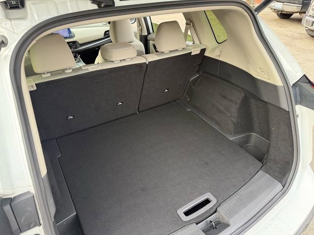 Used 2024 Nissan Rogue SV image 29