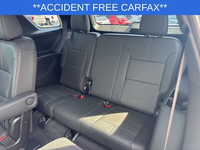 Used 2023 Chevrolet Traverse RS image 24