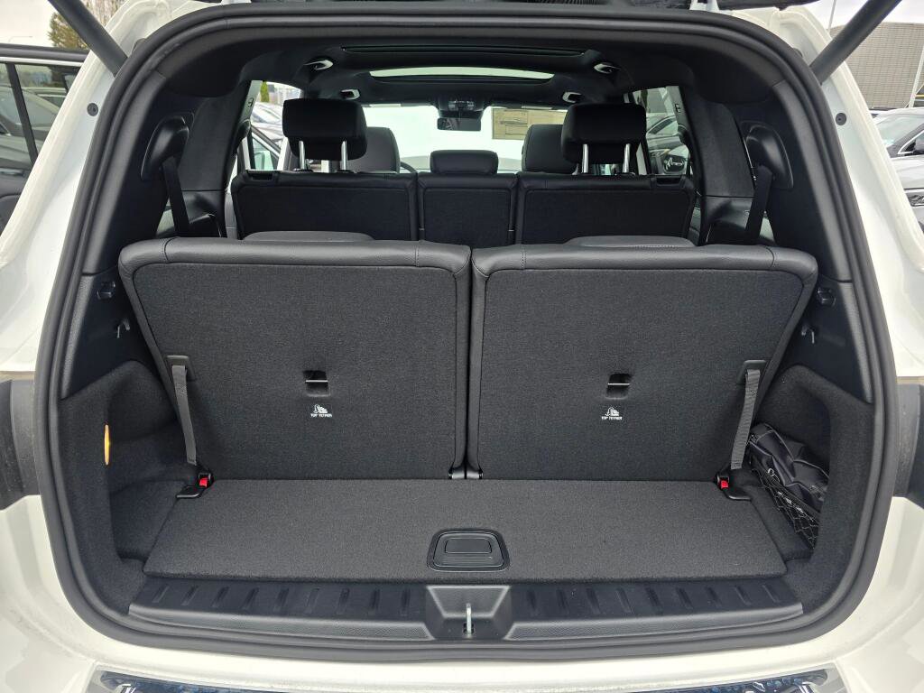 New 2026 Mercedes-Benz GLB 250 4MATIC image 10