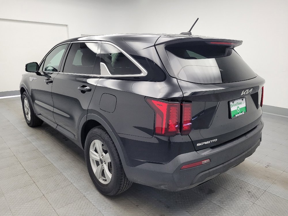 Used 2023 Kia Sorento LX image 5