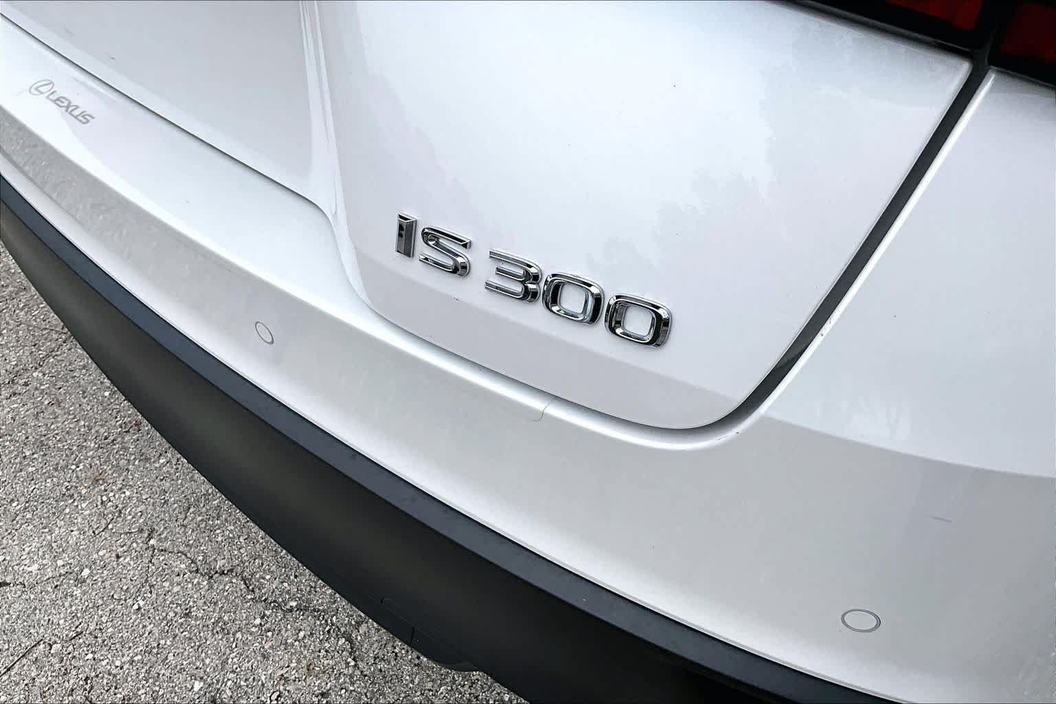 Used 2024 Lexus IS 300 w/ Comfort Package RWD image 10
