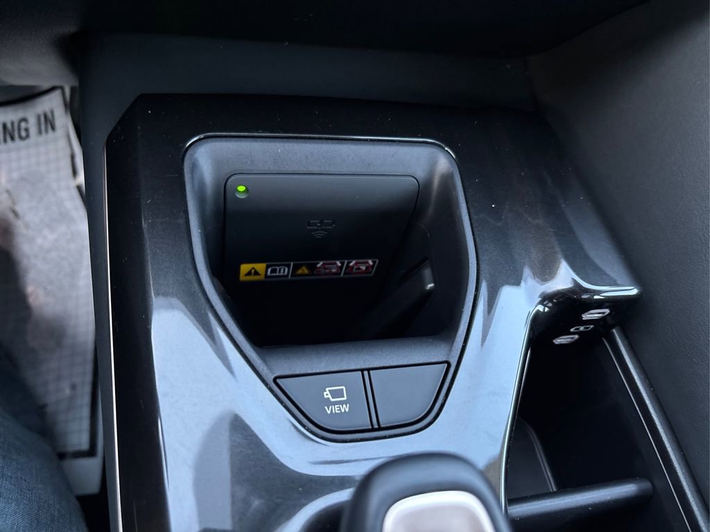 Used 2025 Toyota Crown Signia Limited image 41