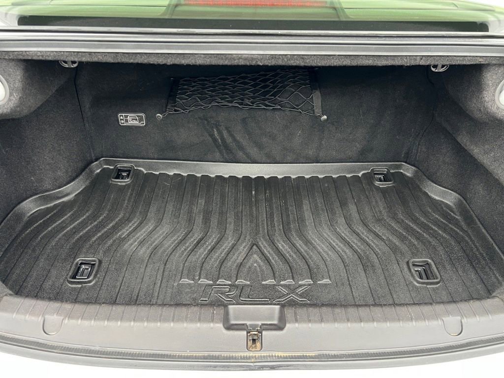 Used 2016 Acura RLX Sport Hybrid w/ Advance Pkg image 5