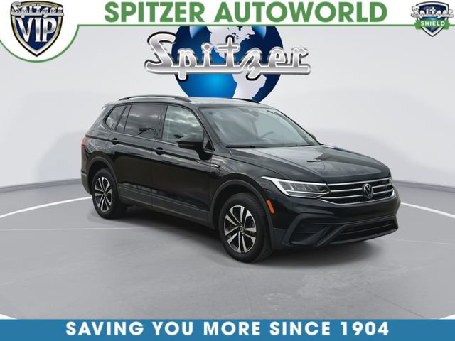 Used 2024 Volkswagen Tiguan S image 3