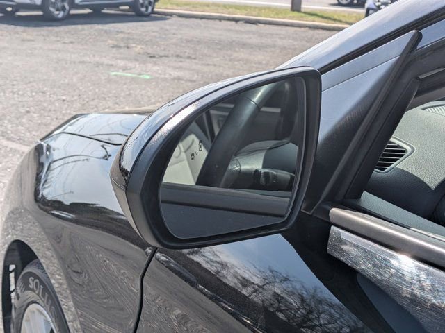 Used 2020 Hyundai Elantra Value Edition image 11