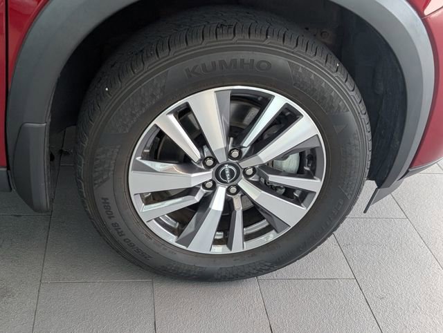 Used 2023 Nissan Pathfinder SL image 17