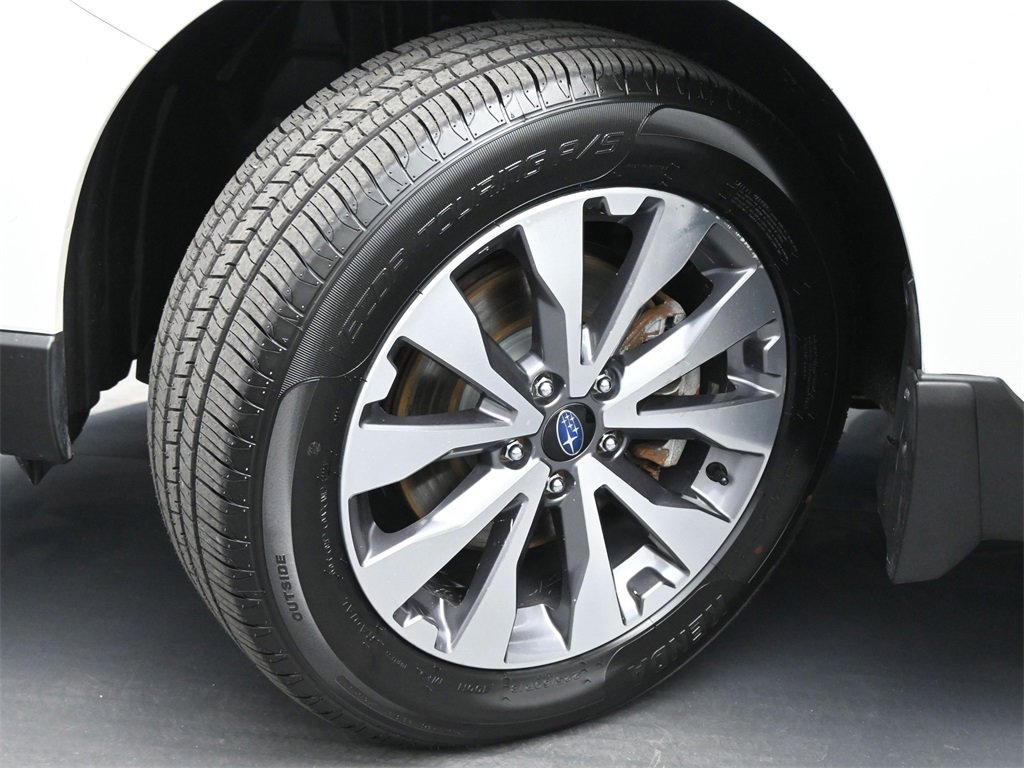 Used 2017 Subaru Outback 2.5i Touring image 21