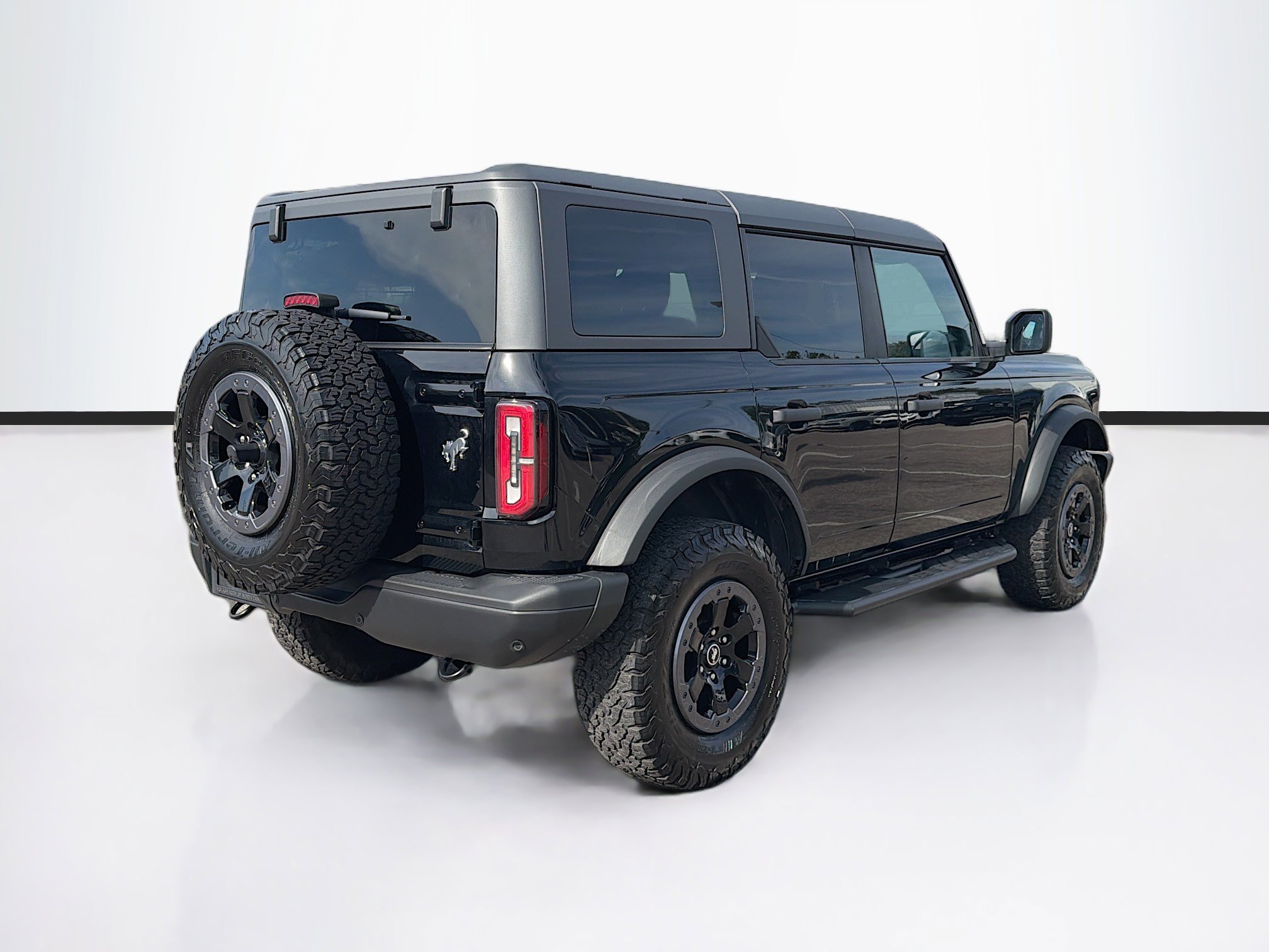 Used 2022 Ford Bronco Badlands image 3