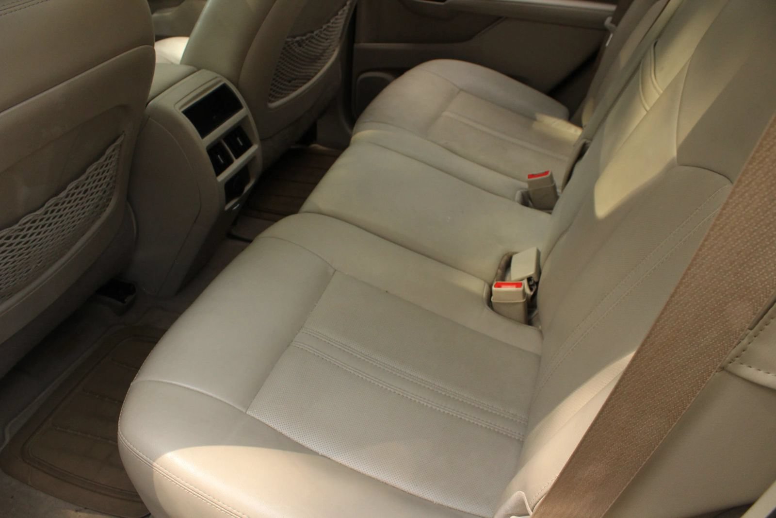 Used 2015 Cadillac SRX Luxury w/ Driver Awareness Package AWD/4WD image 20