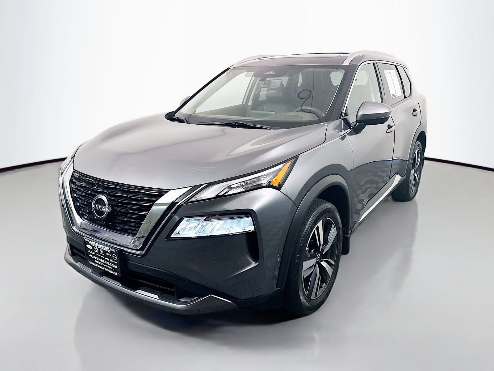 Used 2023 Nissan Rogue SL w/ SL Premium Package AWD/4WD image 3