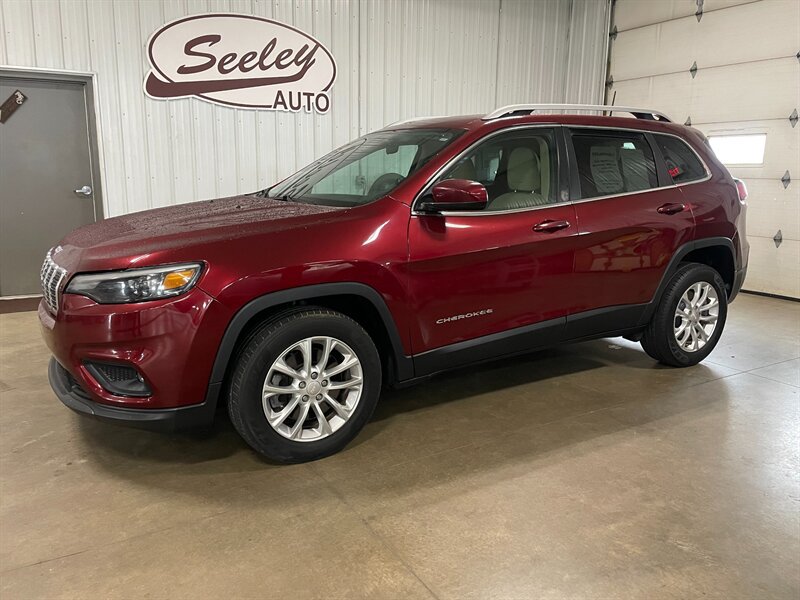 Used 2019 Jeep Cherokee Latitude w/ Popular Appearance Group FWD image 1