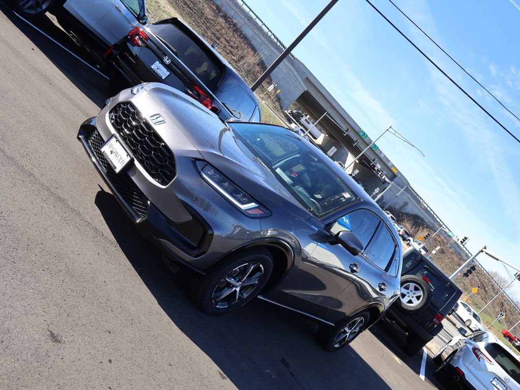Certified 2024 Honda HR-V EX-L image 3
