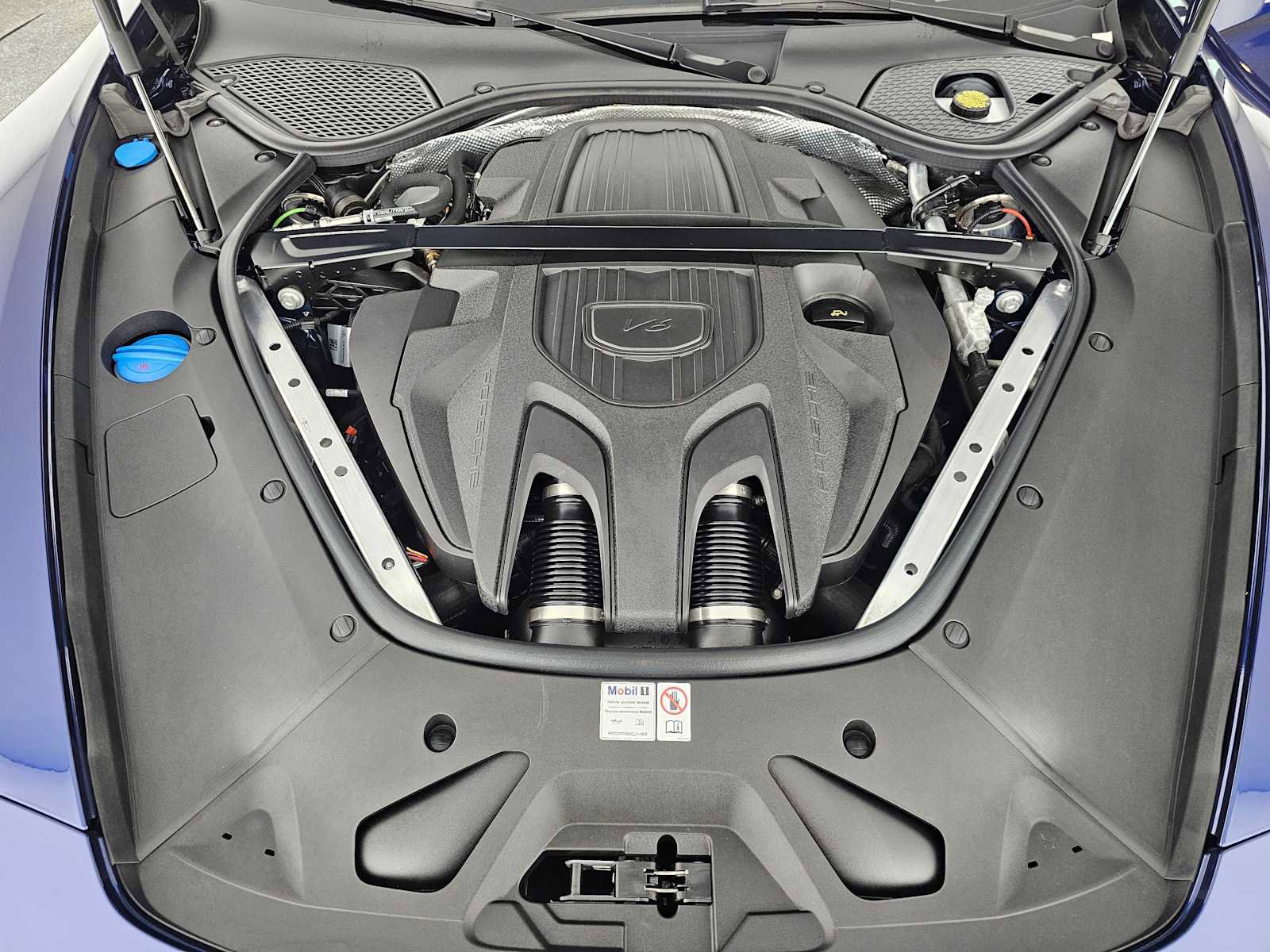 Used 2024 Porsche Panamera 4 image 43