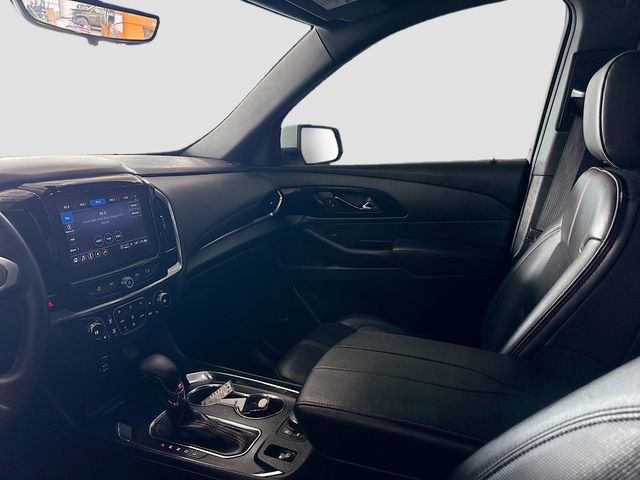 Used 2023 Chevrolet Traverse RS image 26