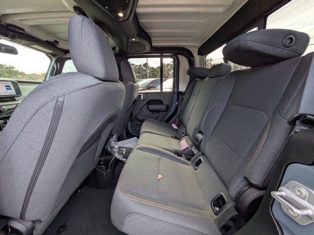 New 2026 Jeep Gladiator Sport image 12