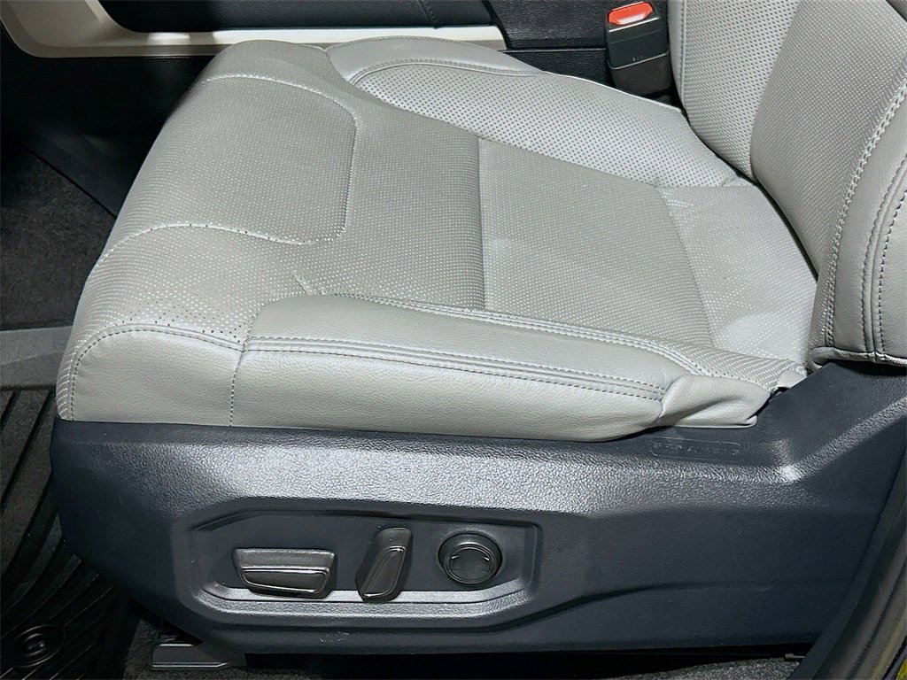 Used 2024 Toyota Tundra Limited image 16