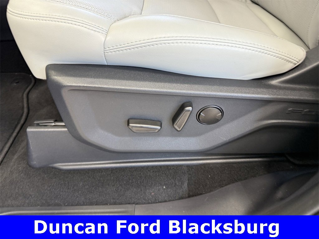 New 2025 Ford Expedition Platinum w/ Driver's Package image 12