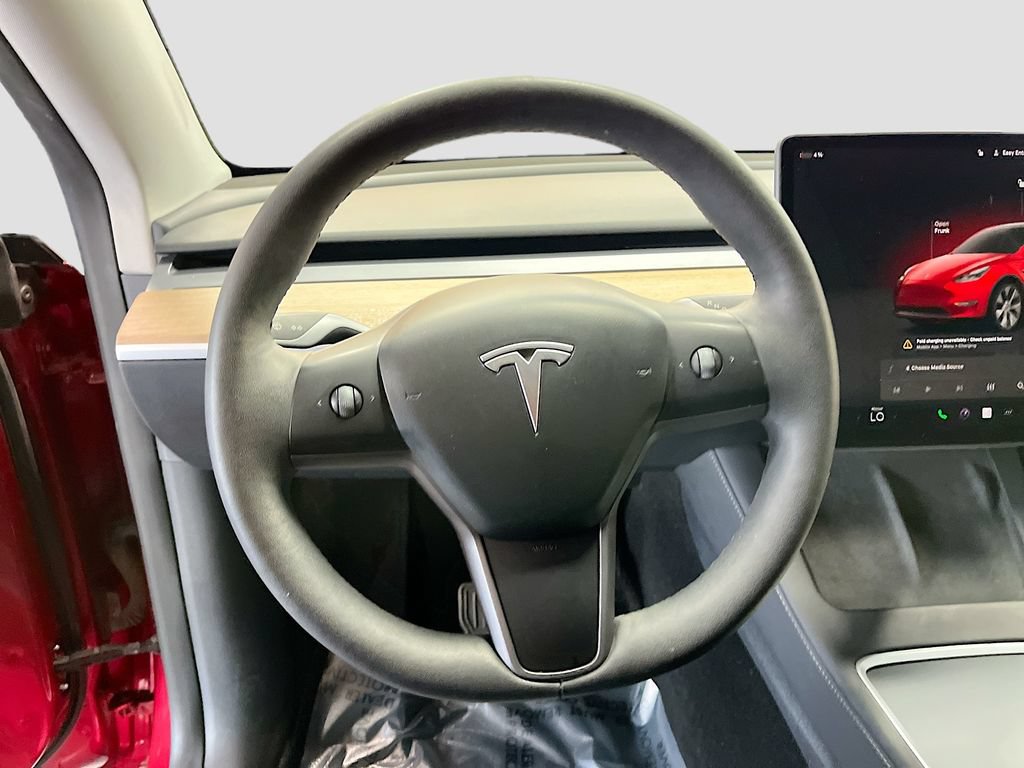 Used 2024 Tesla Model Y Long Range AWD/4WD image 10