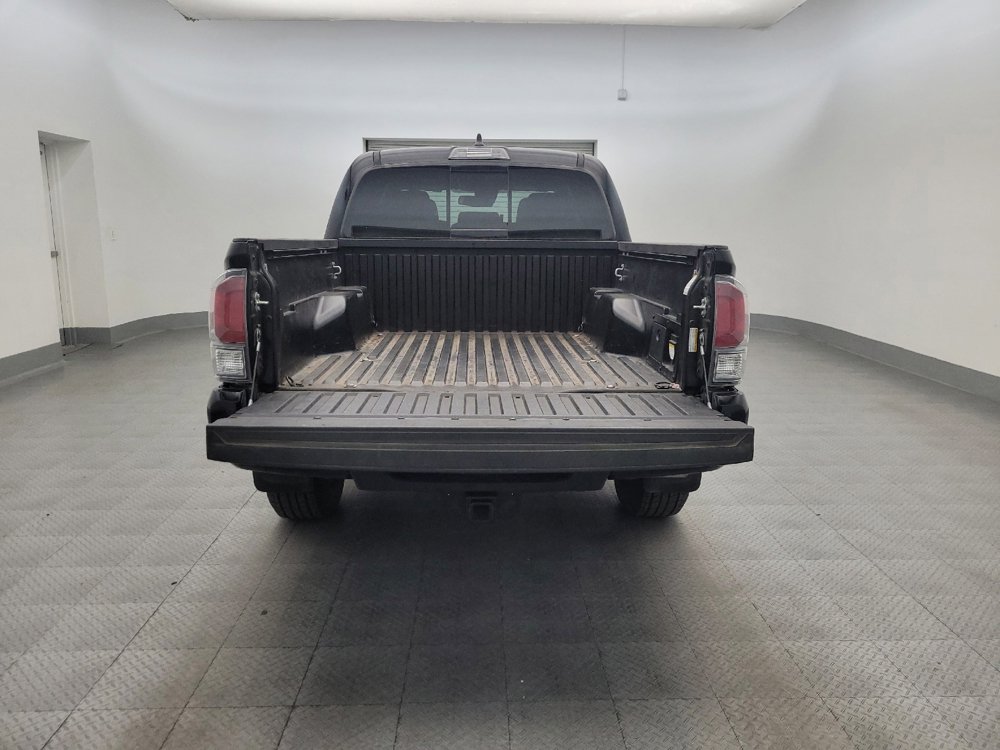 Used 2021 Toyota Tacoma TRD Off-Road w/ Technology Package AWD/4WD image 29