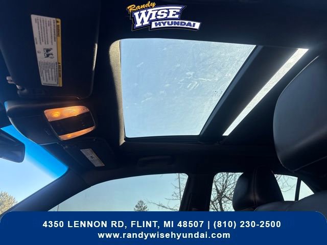 Used 2018 Chrysler 300 S w/ 300S Premium Group image 16