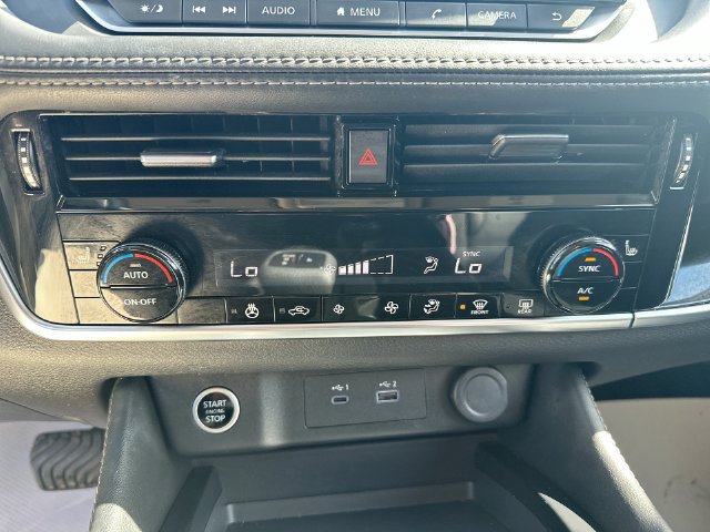 Used 2023 Nissan Rogue SL AWD/4WD image 41