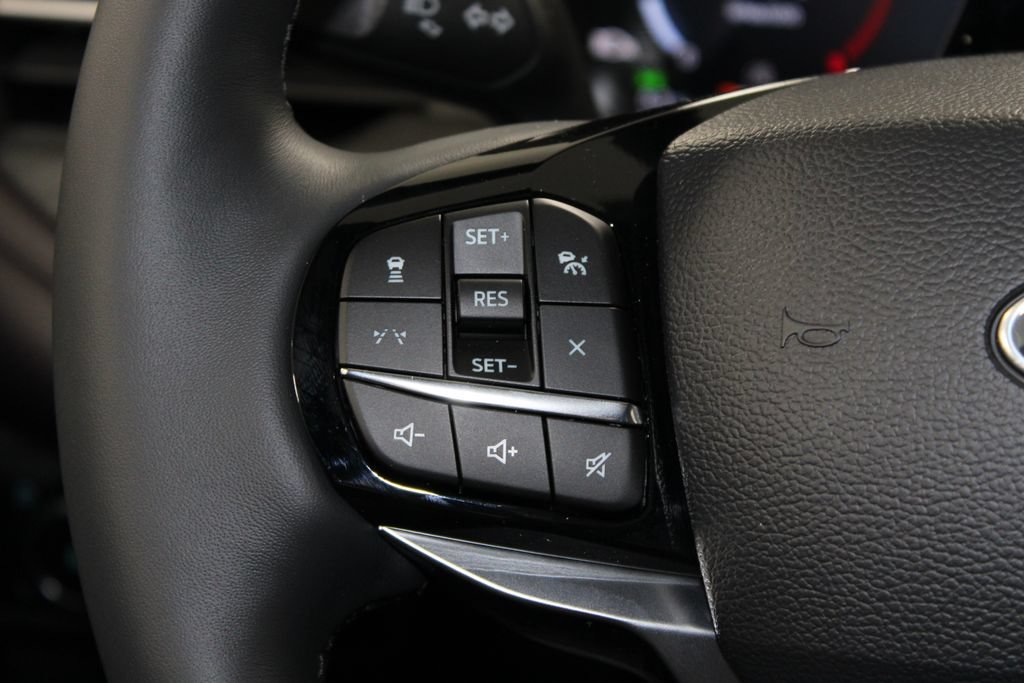 New 2026 Ford Explorer Platinum RWD image 38