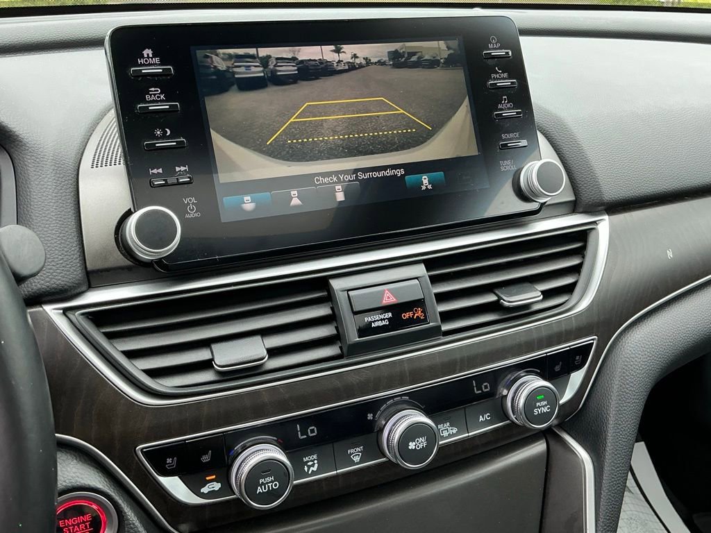 Used 2018 Honda Accord Touring image 39