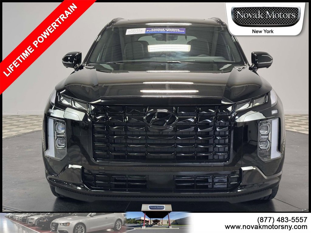 Used 2024 Hyundai Palisade Calligraphy image 2