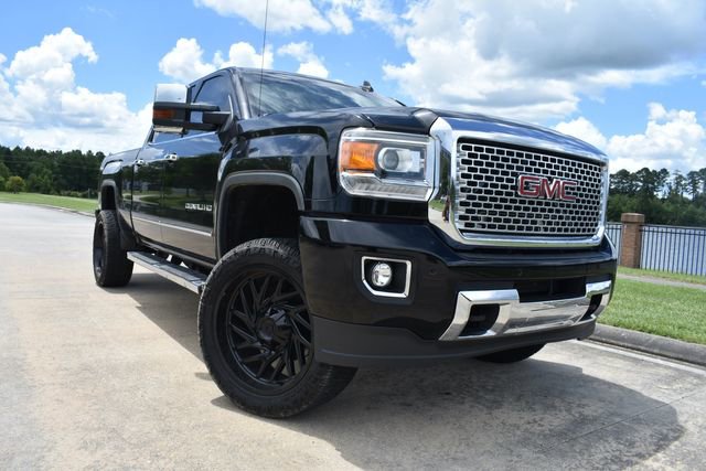 Used 2016 GMC Sierra 2500 Denali w/ Duramax Plus Package